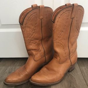 Men’s leather cowboy boots